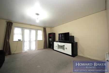 De Havilland Road, Edgware, HA8 - Photo 5