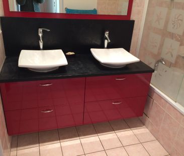 Location Appartement 3 pièces 70m² - Photo 3