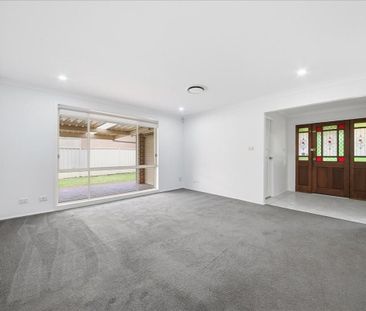 Large 5 Bedroom Family Home - Photo 6