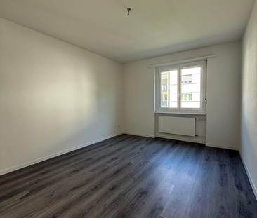 Helle 3.5-Zimmerwohnung im 2. Stock - Photo 3