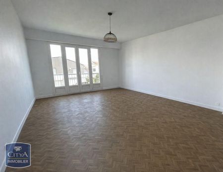 Location Appartement 3 pièces 67m² LA ROCHELLE 17000 - Photo 2