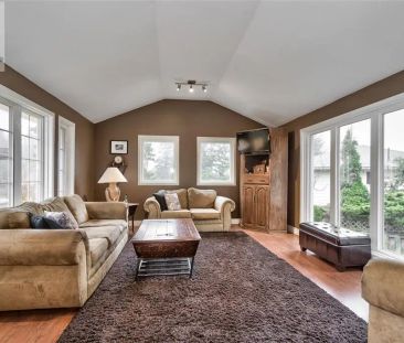 5 BAYVIEW Avenue - Photo 3