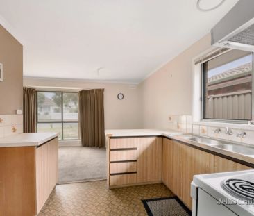 2 Bed, 1 Bath - Photo 6