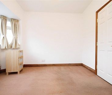 1 bedroom semi-detached house to rent - Photo 6