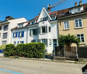 Hochwertige, neuwertige möblierte 3.5-Zi.-Wohnung im 1. OG mit Balk... - Foto 6