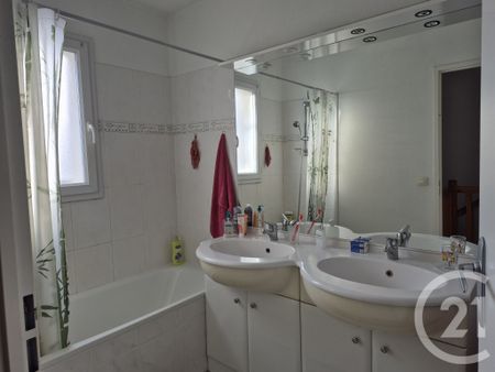 Location Maison 4 pièces 65m² LANGON 33210 - Photo 4