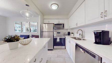For Lease - 61 Cameron Street Unit# B, Toronto, Ontario - Photo 2