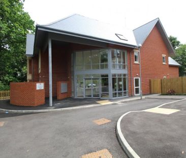 Hamilton Court, Fernhill Road, Blackwater, GU17 - Photo 2