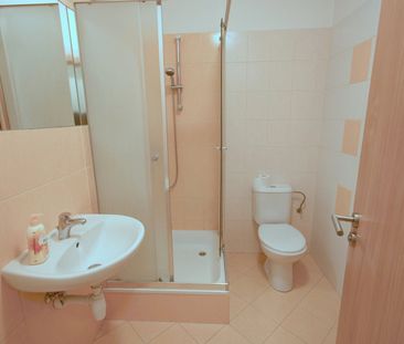 Pronájem bytu 1+kk 30 m² - Photo 1