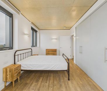 3 bedroom apartment to rent - Photo 4