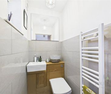 2 bedroom detached house to rent - Photo 6