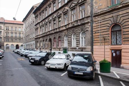 Kiadó jó állapotú lakás - Budapest VII. kerület - Fotó 3