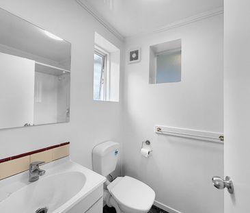 Welcome to 108B Mein Street, Newtown. - Photo 2