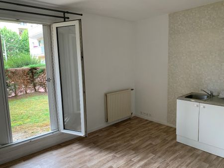 Location Appartement 1 pièce 20m² - Photo 2