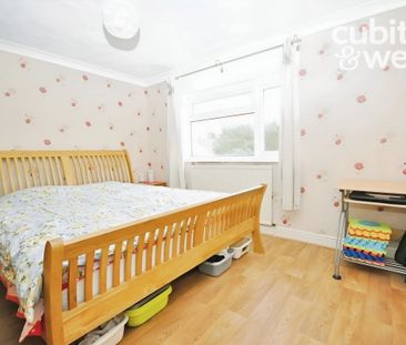 3 bedroom terraced house to rent - Photo 4