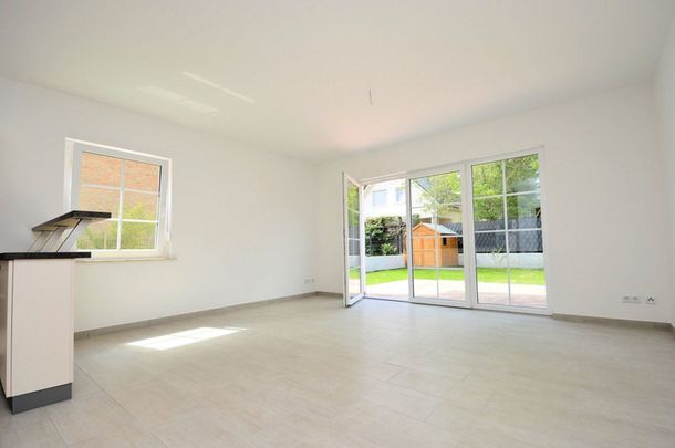 IHR NEUES ZUHAUSE MIT GARTENIDYLLE IN HOHEN NEUENDORF - FAMILIENFREUNDLICH & KOMFORTABEL - Photo 1