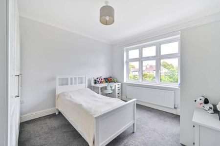 5 bedroom semi-detached house to rent - Photo 2