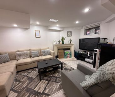For Lease - 5312 Hollypoint (Lower) Avenue, Mississauga, Ontario - Photo 1