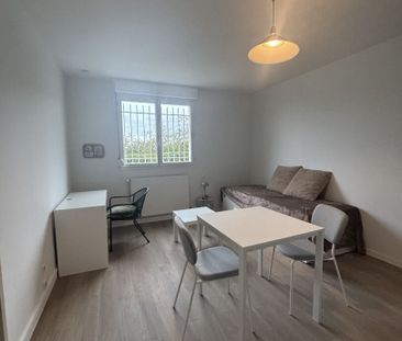 Location Appartement 1 pièce 23m² - Photo 1