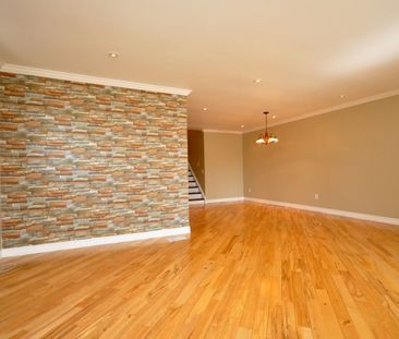 For Lease - 4165 Quaker Hill Drive, Mississauga, Ontario - Photo 1