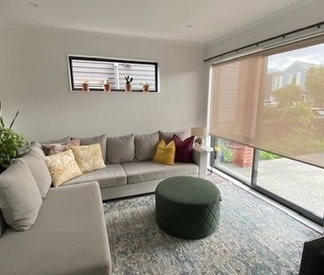 Fantastic in Hobsonville! - Photo 3