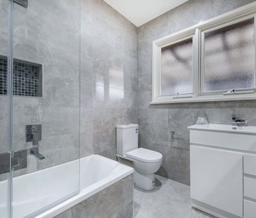 20 Taronga Court, Nunawading, Vic 3131 - Photo 1