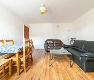 6 bed maisonette to rent in Doncaster Road, Sandyford, NE2 - Photo 2