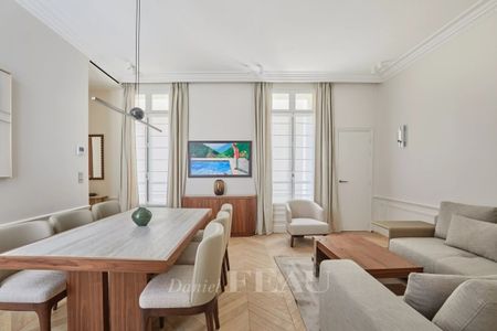 Appartement à louer à Paris 8Ème - Photo 4