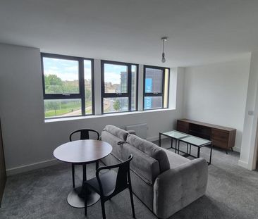 Studio to rent - Photo 5