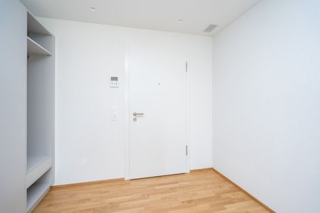 Move in and enjoy - Photo 2