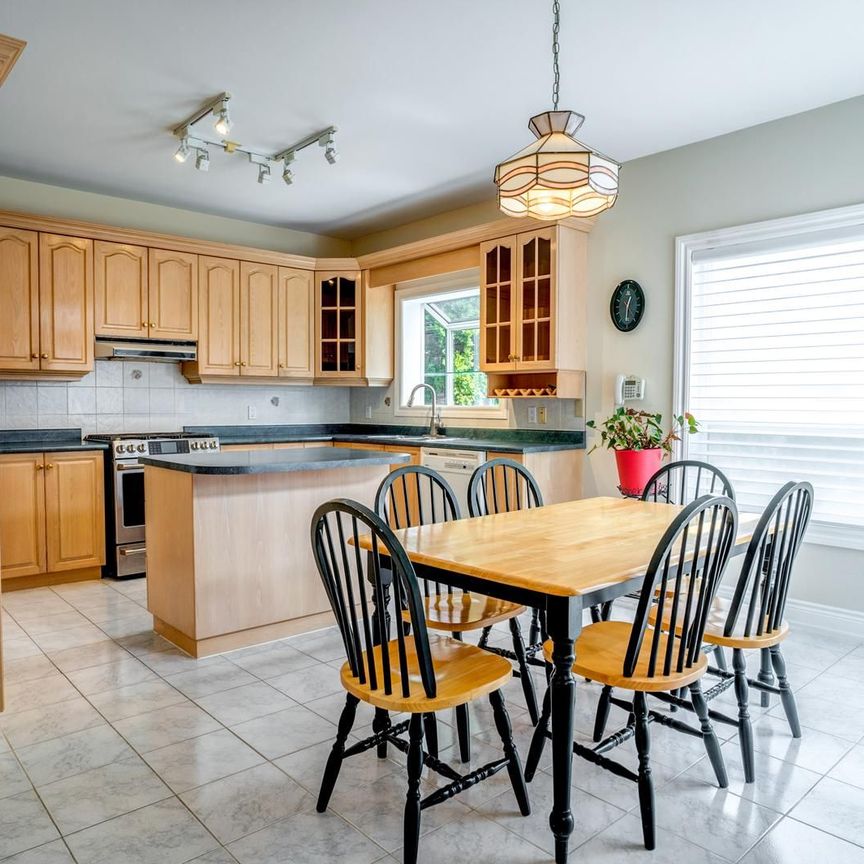 For Lease - 229 Baker Avenue, Richmond Hill, Ontario - Photo 1