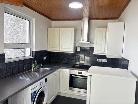 40 Scrabo Road, Newtownards, BT23 4NR - Photo 3