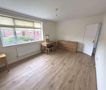 Bleak Hill Road, Windle, WA10 - Photo 4