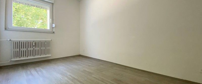 Bezugsfertige 3-Zimmer Wohnung mit TOP modernen Badezimmer - Foto 1