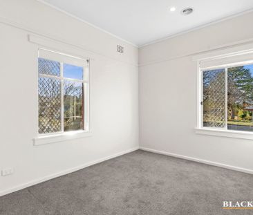 35 Mckinlay Street, Narrabundah ACT 2604 - House For Rent | Domain - Photo 5