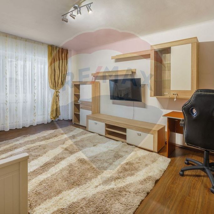 Garsoniera decomandata - Motoc 9 - 13 Septembrie - Photo 1