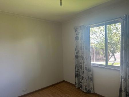 3 BEDROOM HOME - Photo 4