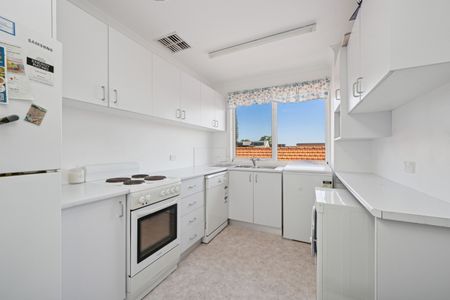 638a Old South Head Road, Rose Bay NSW 2029 - Apartment For Rent | Domain - Photo 3