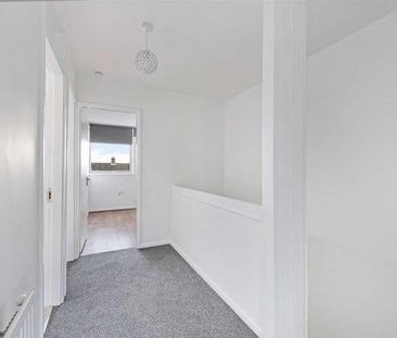 High Street, Epping, CM16 - Photo 2