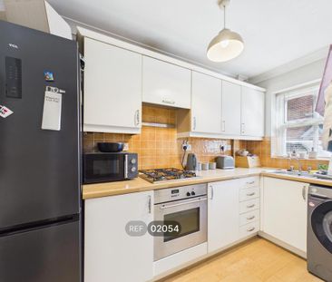 2 bedroom property to rent - Photo 4