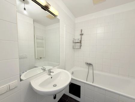 Gute geschnittene 2-Zimmer Wohnung in urbaner ruhe Lage! - Photo 5