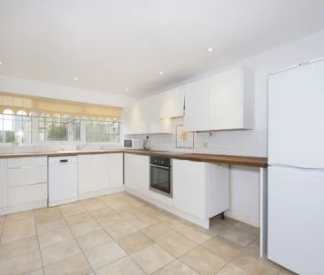 Shilton Road, Burford - Photo 1