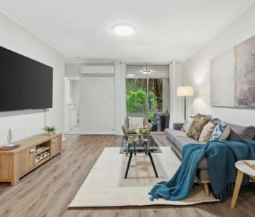 Peaceful serenity with urban convenience - Photo 3