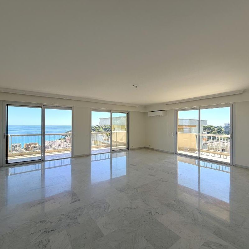 Location Appartement 2 pièces 137m² ROQUEBRUNE CAP MARTIN 06190 - Photo 1