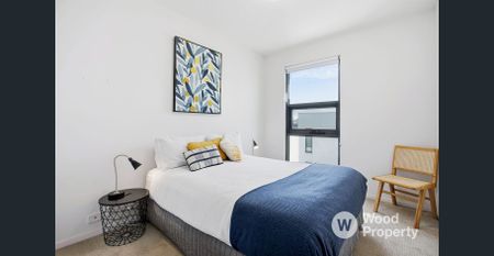 Modern Apartment Living in the Heart of Brunswick - Photo 2