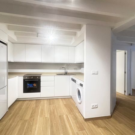 Apartamento nuevo a estrenar sin muebles, dos dormitorios, Plaza de Cort, Palma. - Photo 3