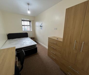 Belle Vue Road, University - Photo 3