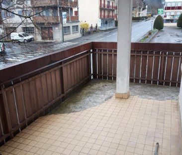 Location appartement rénové 2 pièces 30.65 m² à Mieussy (74440) 5 - Photo 1