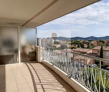 Location Appartement 2 pièces 47m² CANNES 06400 - Photo 5