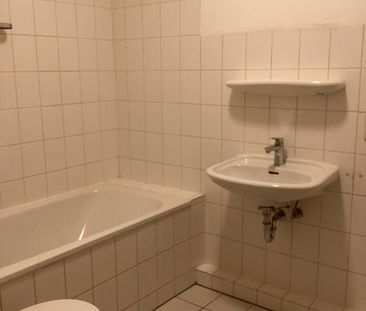 Großzügige 2-Zimmer-Wohnung mit Balkon - Photo 3